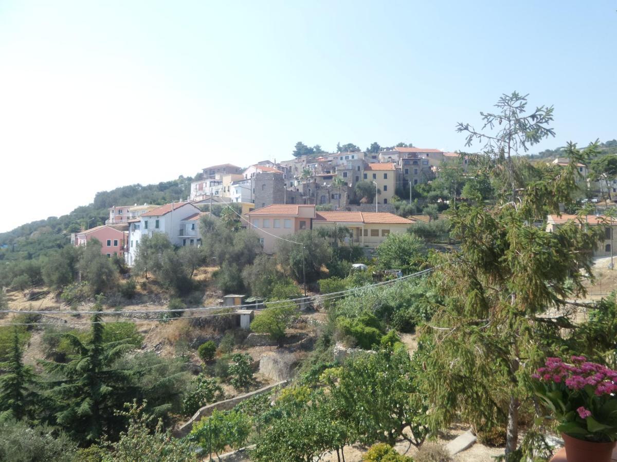 Tramonti E Mare 2 Villa Cipressa Exterior photo